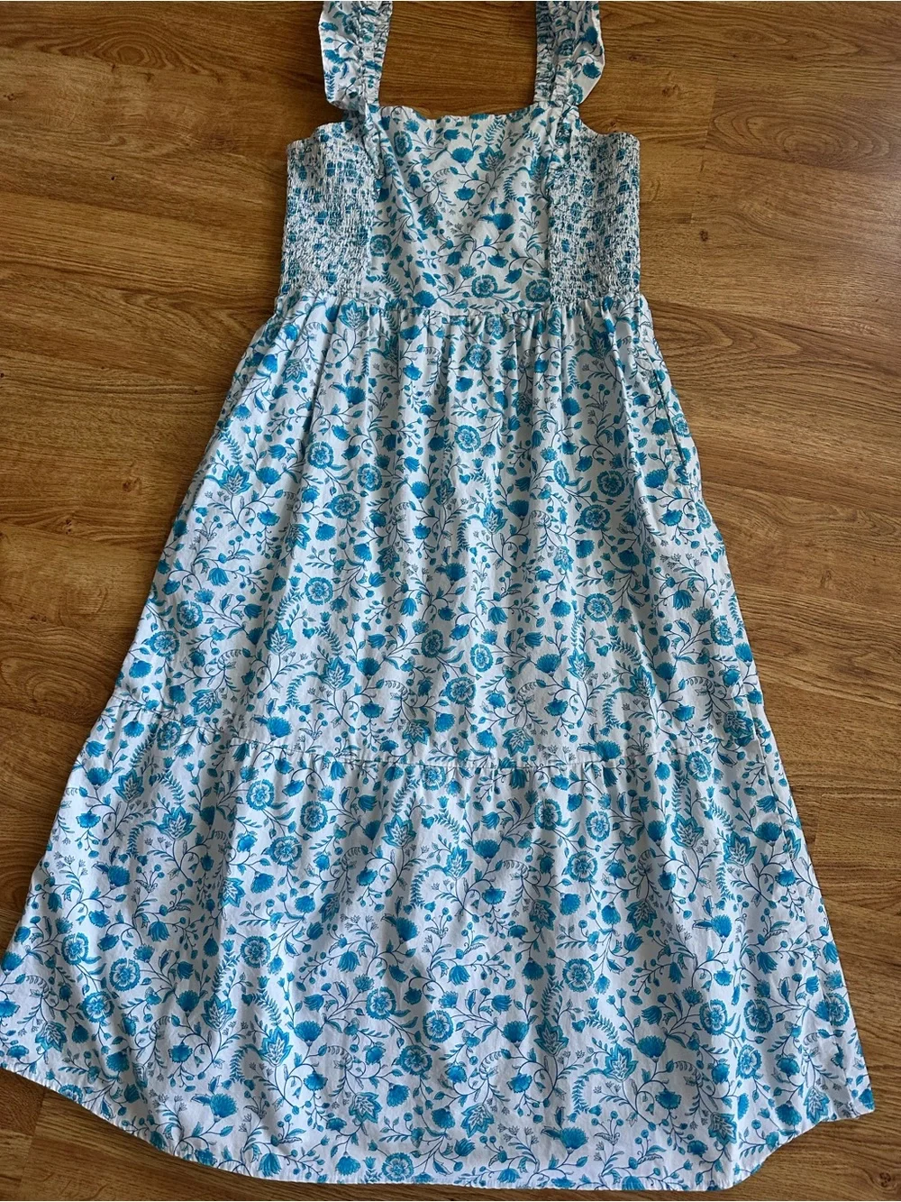 Draper James Carrie Blue White Smocked Midi Floral Sundress L - Picture 12 of 12